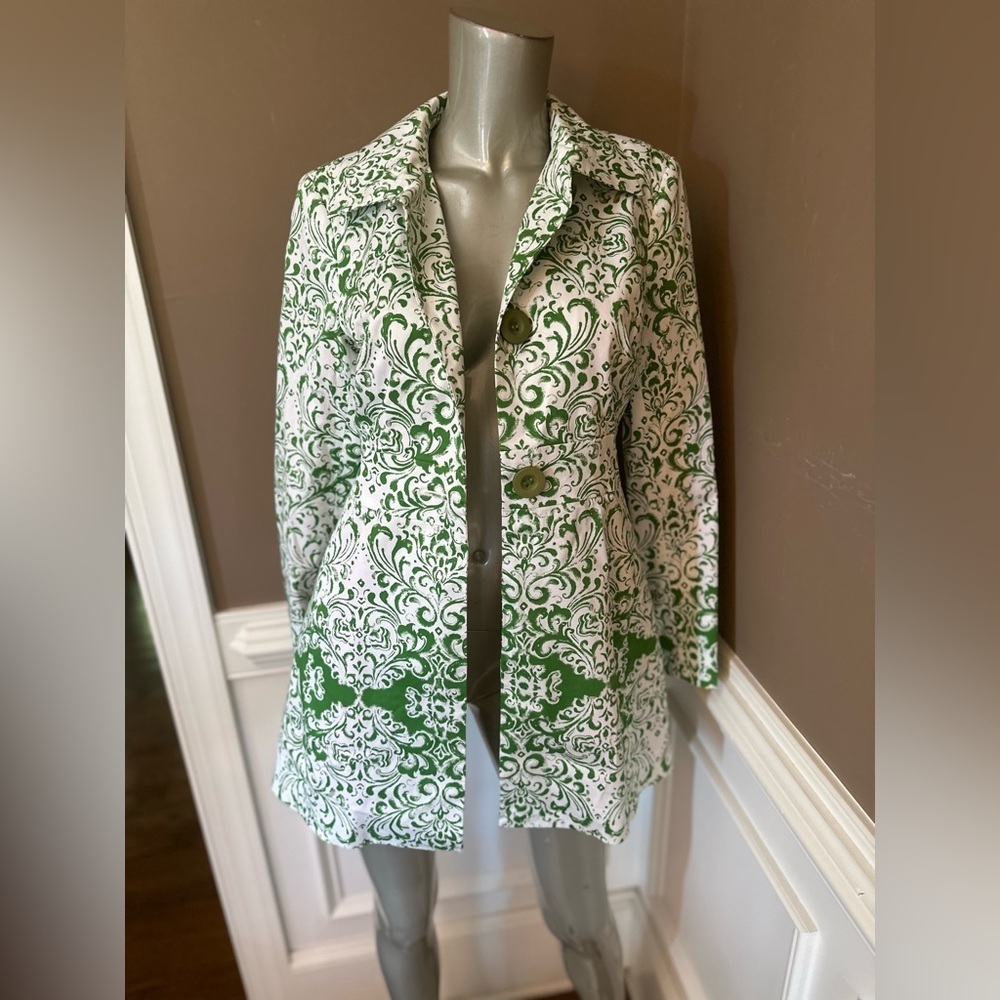 Green and White Patterned Blazer